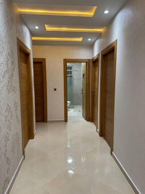 Family-Sized Cosy Apartment ลารัช ภายนอก รูปภาพ