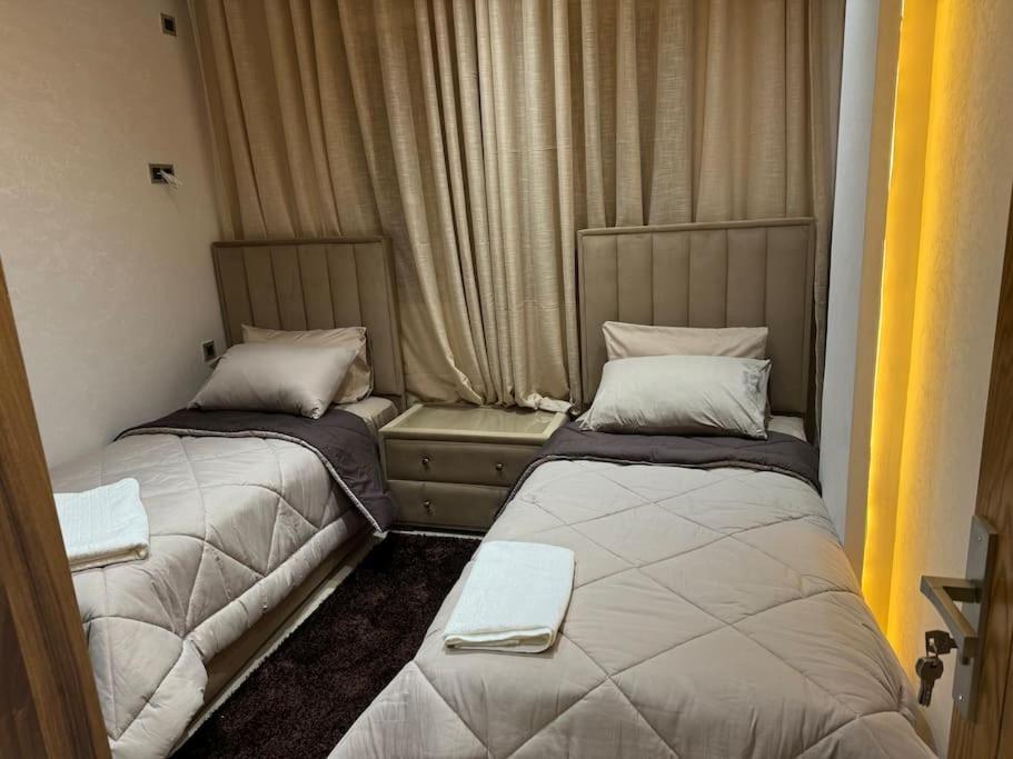Family-Sized Cosy Apartment ลารัช ภายนอก รูปภาพ